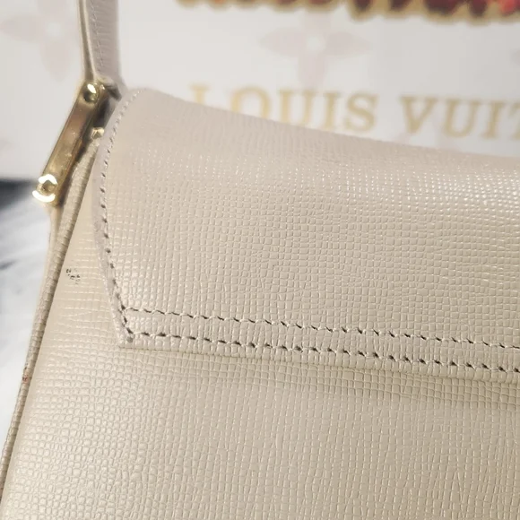 MCM Bag Like NEW Munchen Germany - Picture 13 of 14